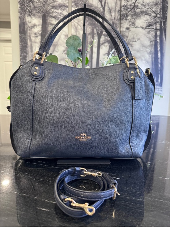 Coach Handbags - 💙Coach Edie 31 Pebbled Leather Shoulder Bag Navy Blue Gold Hardware Crossbody